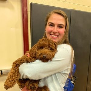 Meet your Posher, Caraline